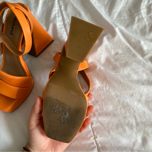 Orange platform heels - Picture 3 of 4